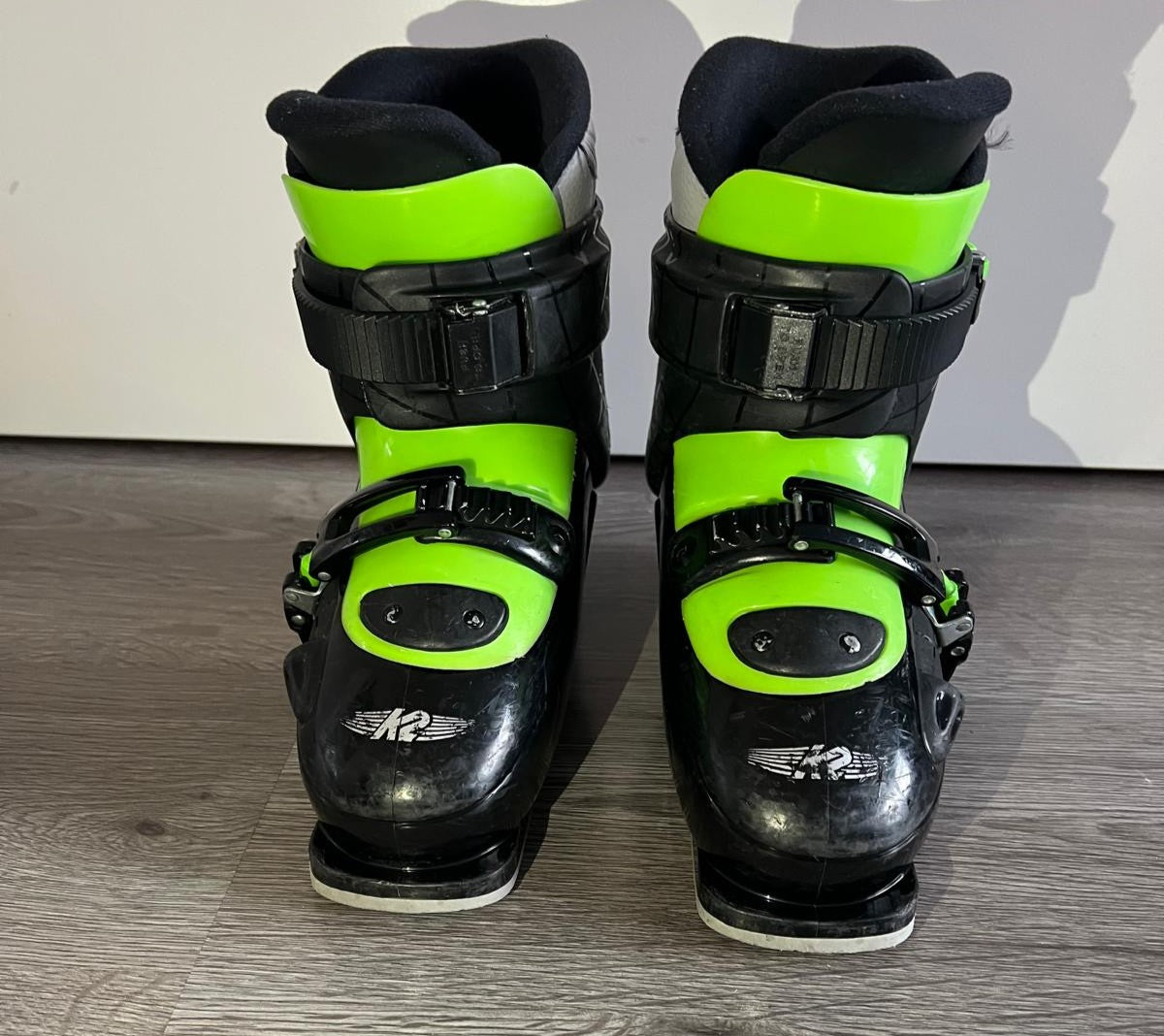 Ex pasmodel: K2 Xplorer 1 black/green kinder skischoenen mt 19.5